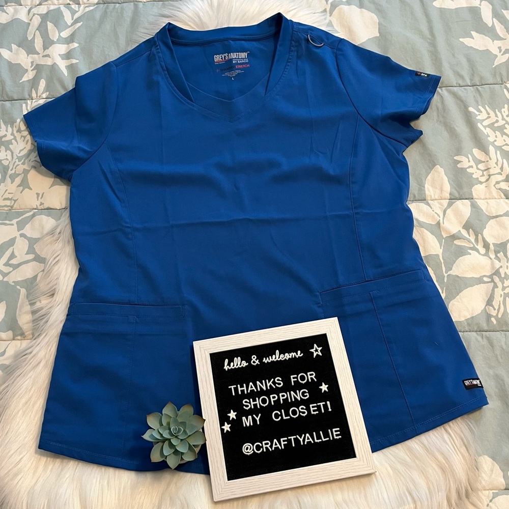 Grey's Anatomy Spandex Stretch Direct - Bolt V-Neck Scrub Top || Women’s L